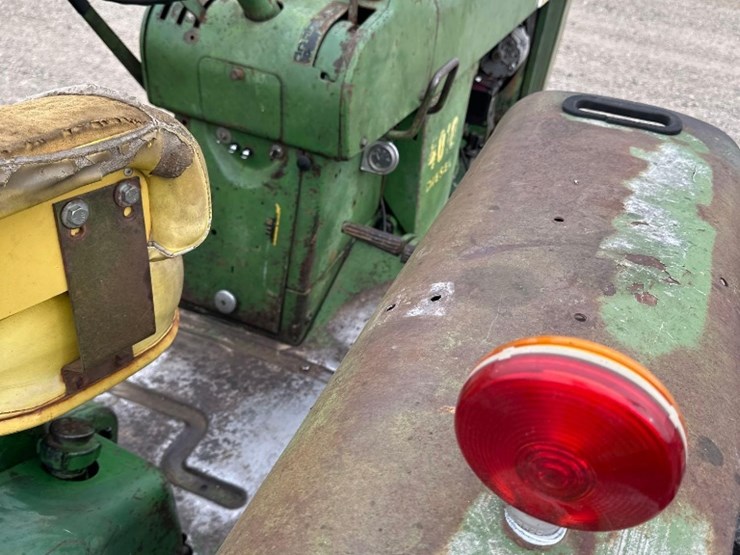 john-deere-4010-image-9