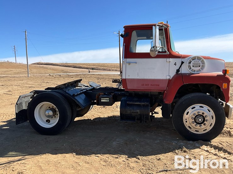 1986-ford-ln8000-image-4