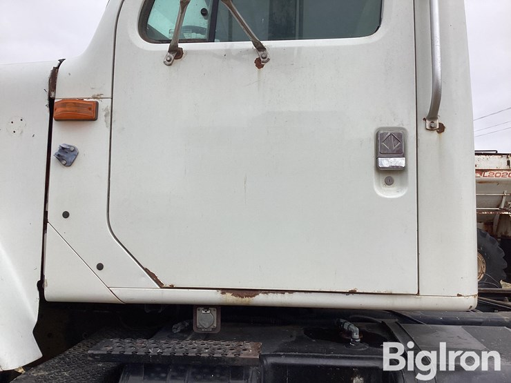 1997-international-2554-image-14