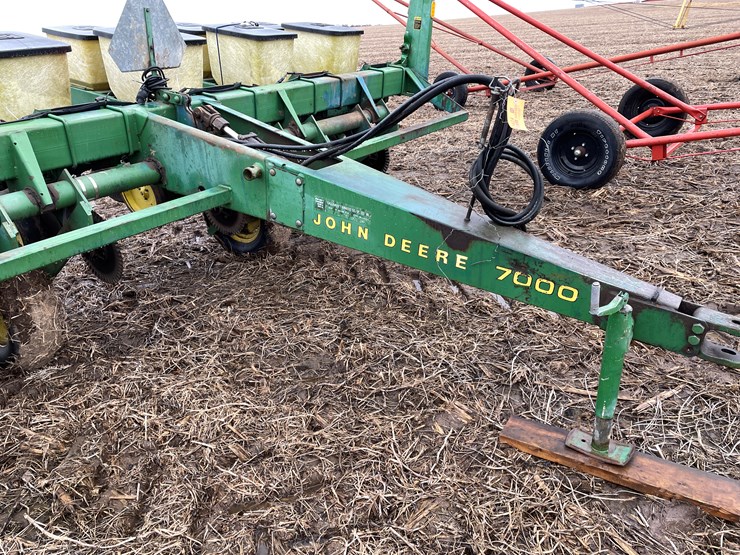 john-deere-7000-image-5