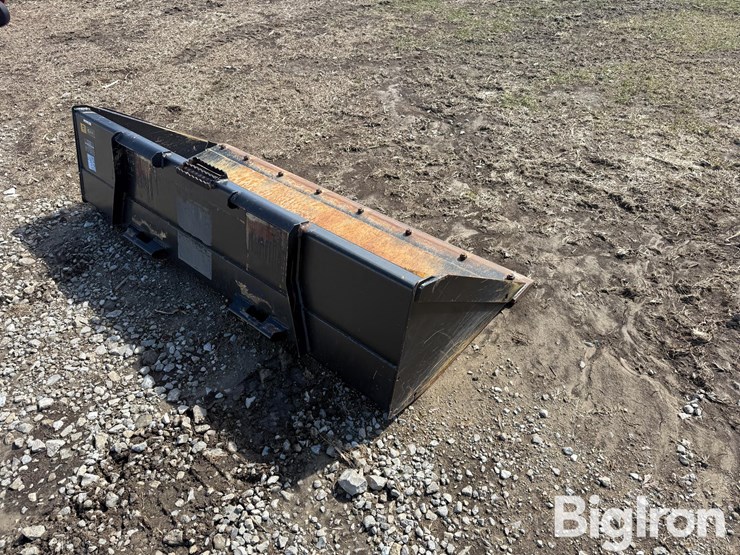 john-deere-c84-skidsteer-material-bucket-image-5