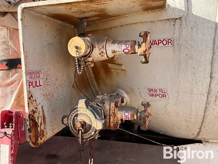 1979-ford-ln800-image-13