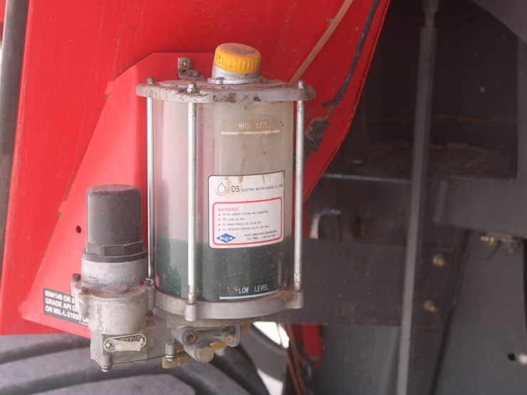 2010-agco-2170-image-89