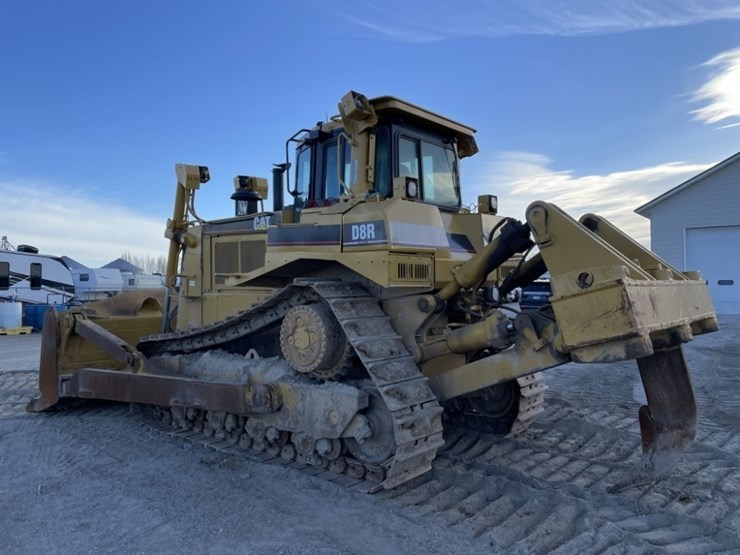 caterpillar-d8r-image-3