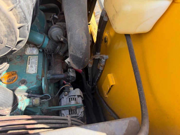 volvo-mc90b-image-38