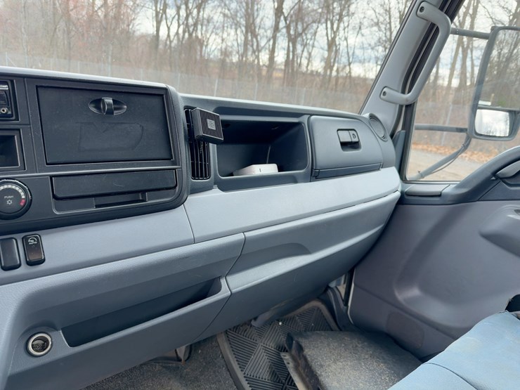 2014-mitsubishi-fe160-s/a-box-truck-image-18