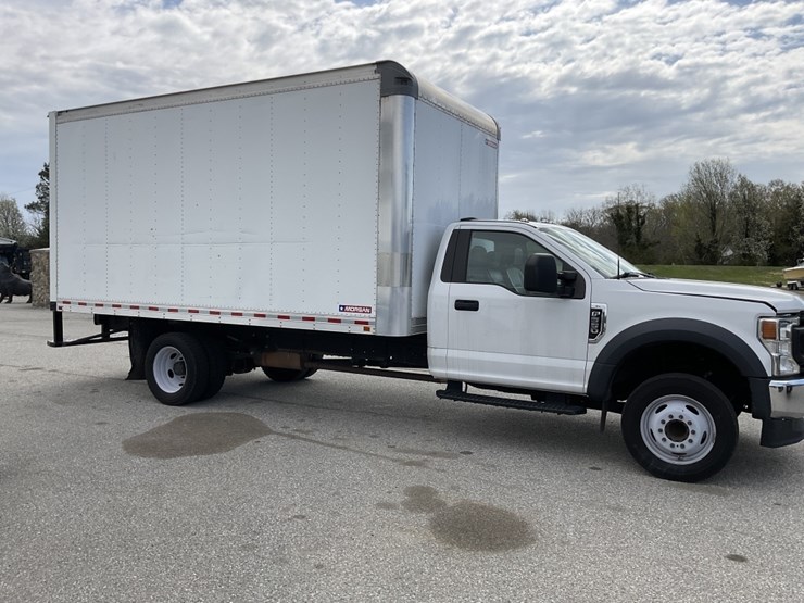 2021-ford-f550-xl-image-4