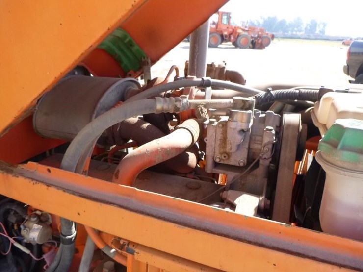 1999-john-deere-6410-image-33