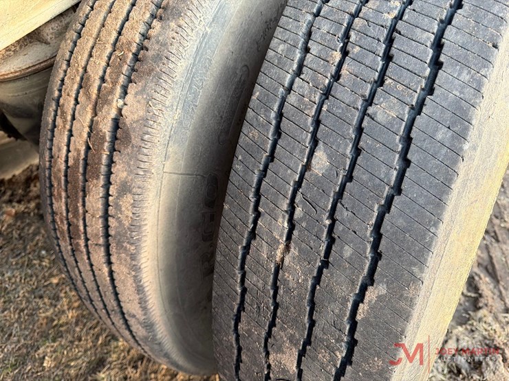 1995-east-42'-aluminum-frameless-dump-trailer-image-11