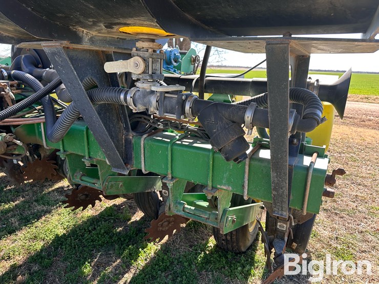 2000-john-deere-1770-image-20