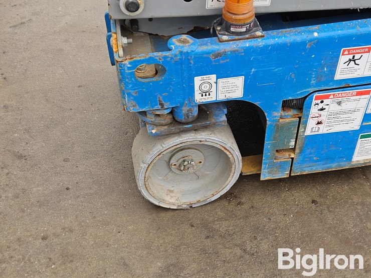 2016-genie-gs1930-image-11