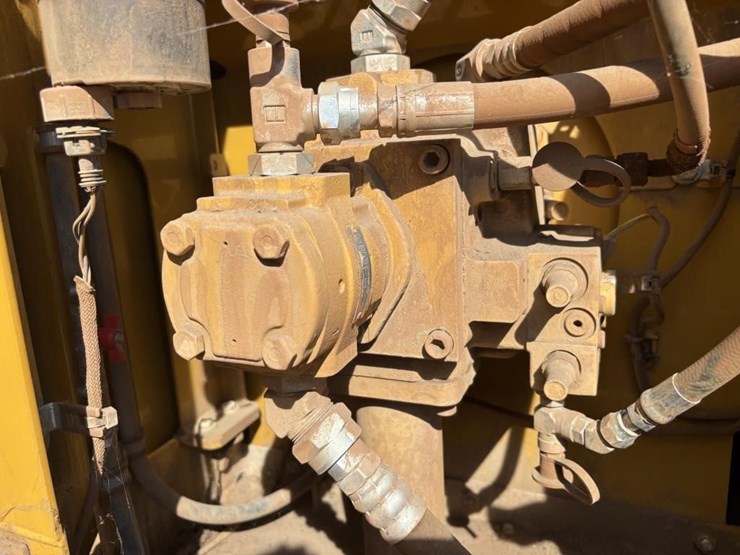 2019-caterpillar-313flgc-image-45