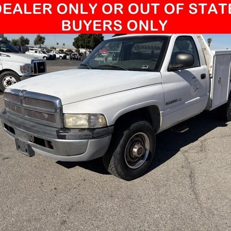2001 DODGE 2500