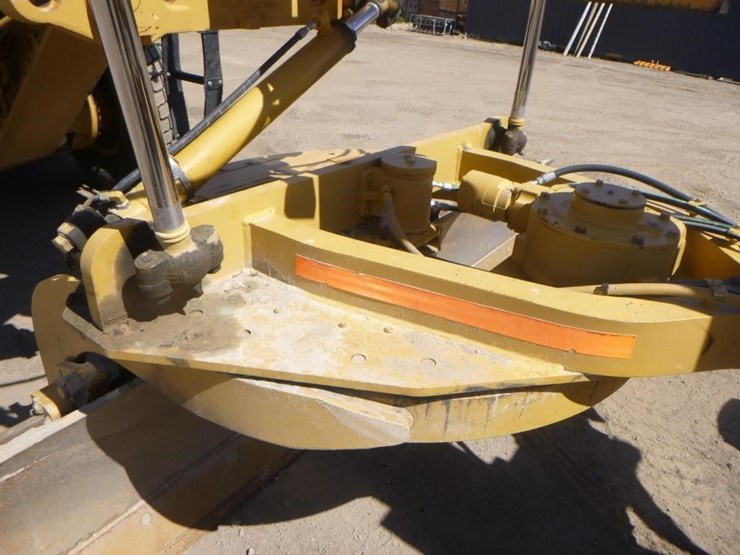 caterpillar-143h-image-19