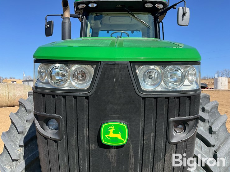 2013-john-deere-8310r-image-12