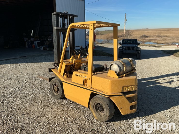 datsun-forklift-image-7