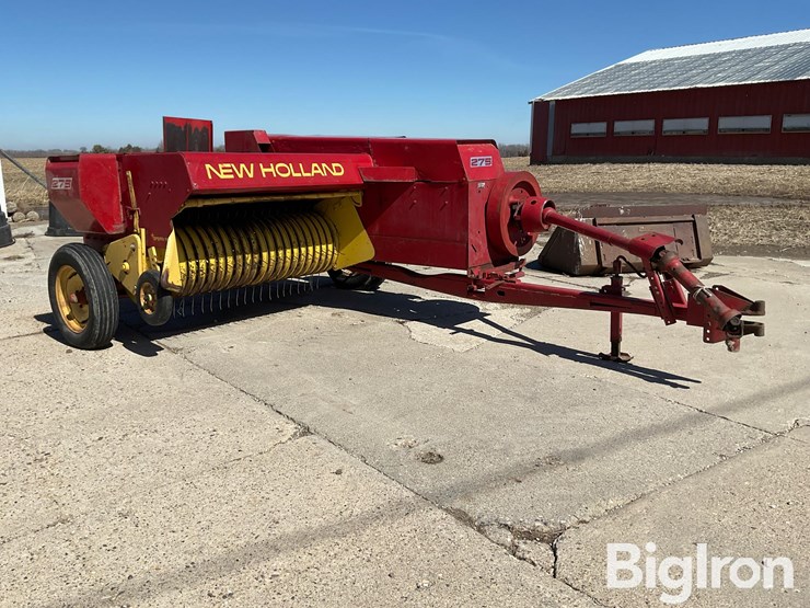 new-holland-275-image-3