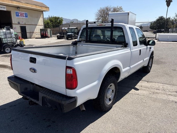 2008-ford-f250-image-3