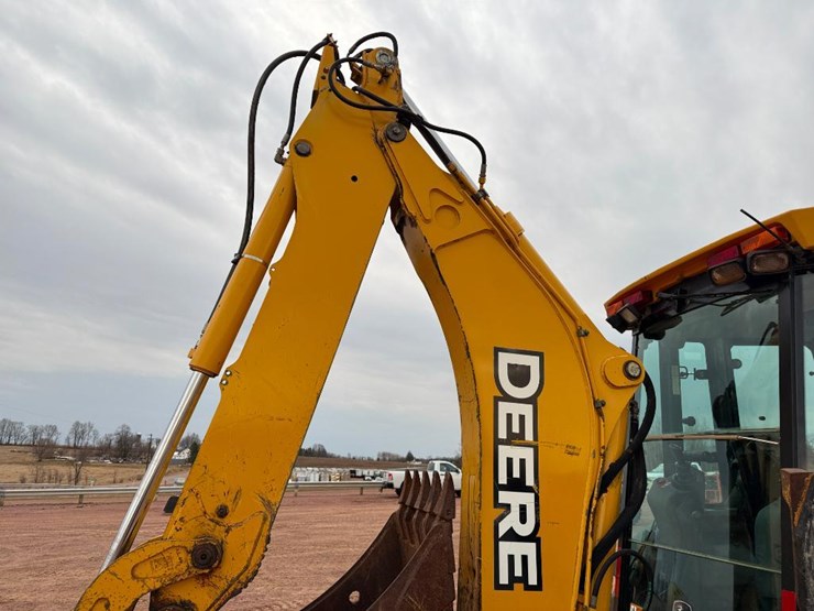 john-deere-410-image-35