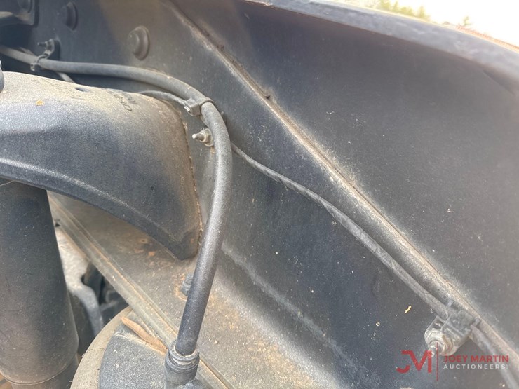 2019-peterbilt-567-image-3