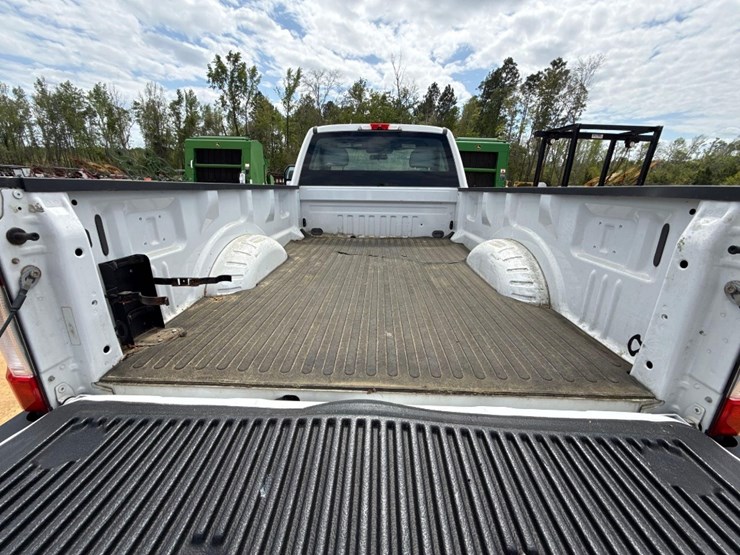 2018-ford-f250-xl-image-6