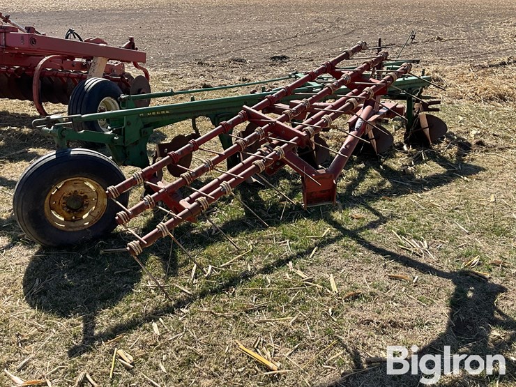 john-deere-5-image-4