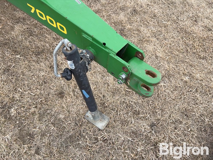 john-deere-7000-image-9