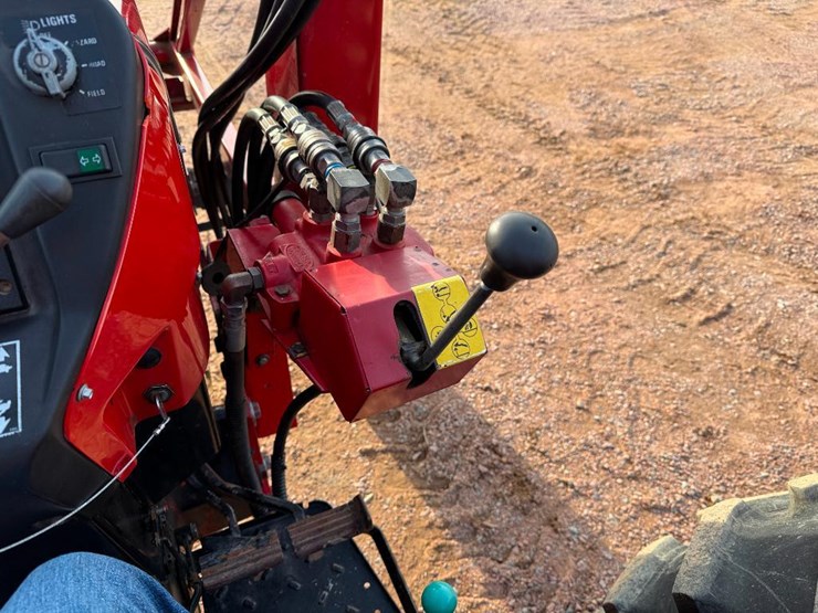 1985-case-ih-2250-image-43