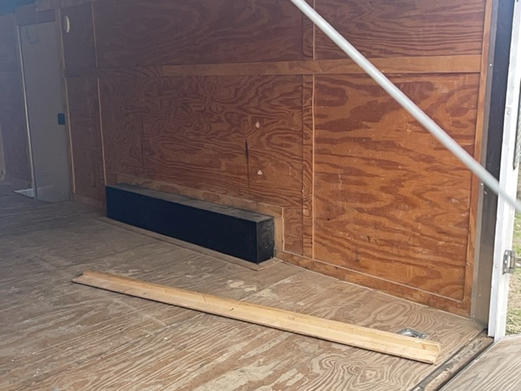 2020-20x8-covered-wagon-enclosed-trailer-let-down-back-door-side-door-image-13