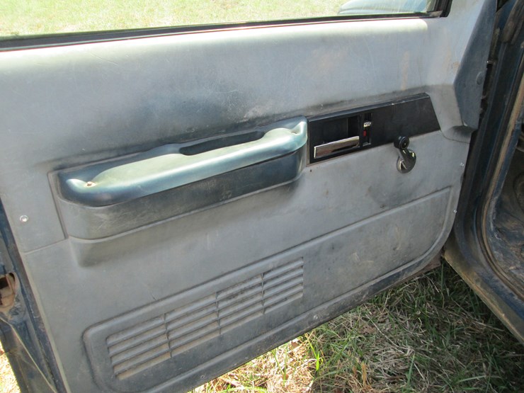 1994-chevrolet-1500-image-22