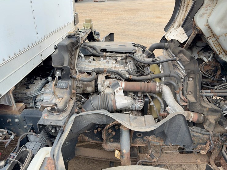 2014-mitsubishi-fe160-s/a-box-truck-image-10