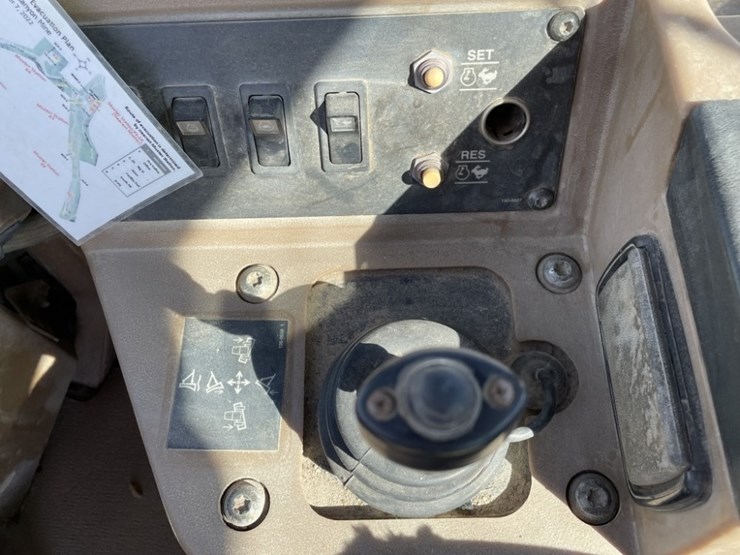 2006-caterpillar-815f-image-29