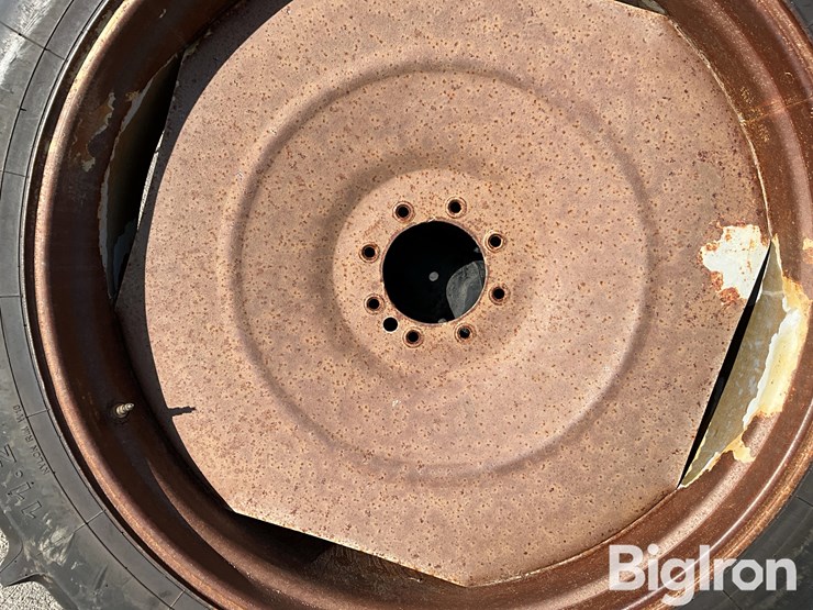 vortexx-11.2-38-pivot-tires-&-rims-image-9