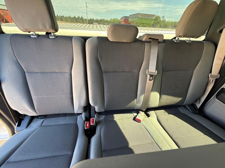 2017-ford-f150-image-12