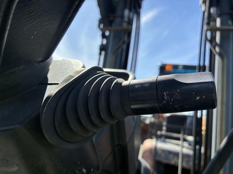 2006-nissan-mugl02a30lv-image-13