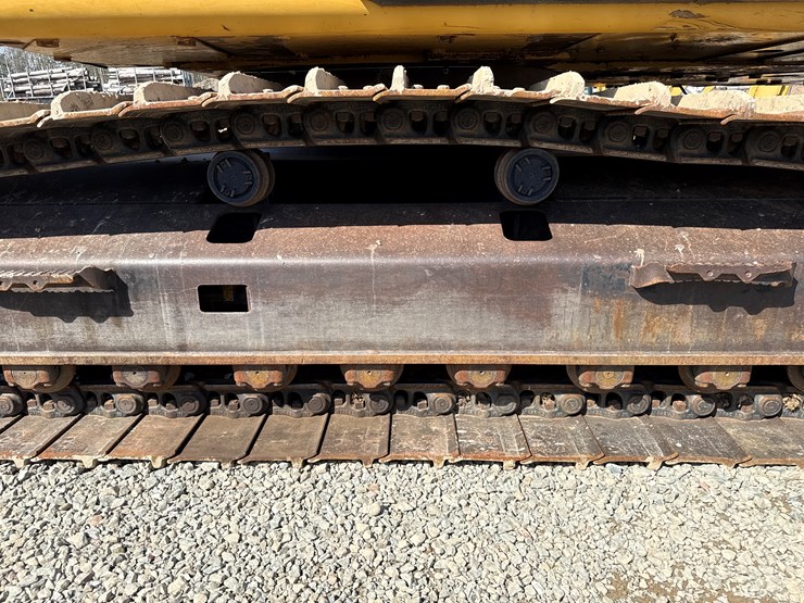 2011-caterpillar-336e-image-73