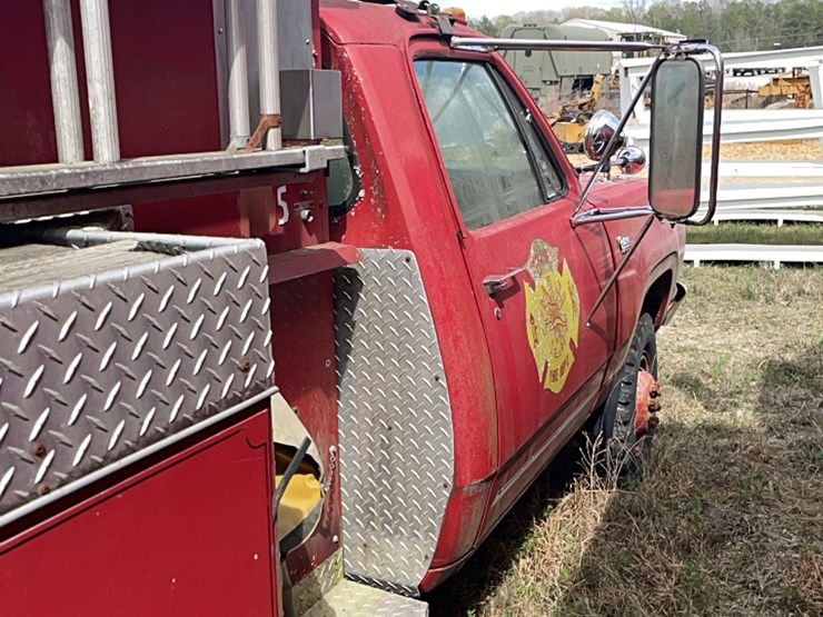 dodge-power-wagon-image-10