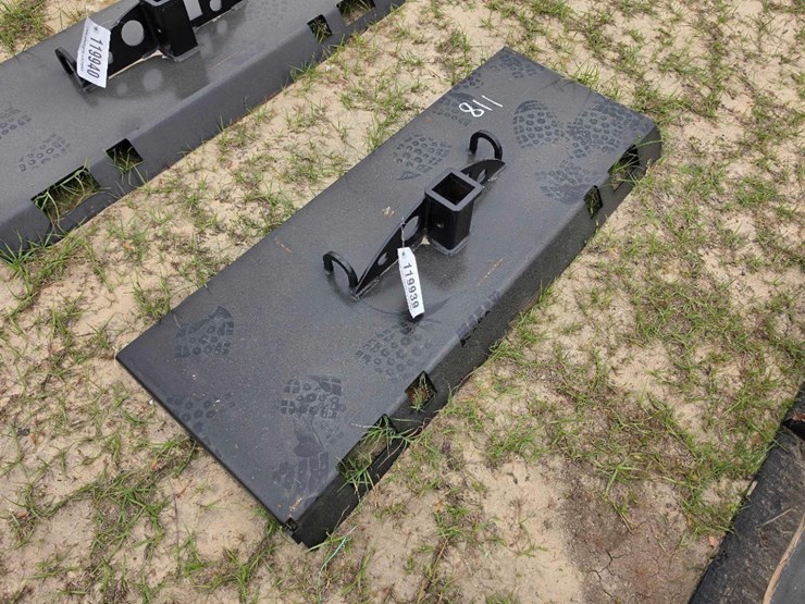 --skid-steer-receiver-hitch-image-2