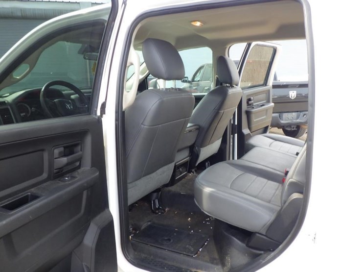 2017-dodge-1500-image-7