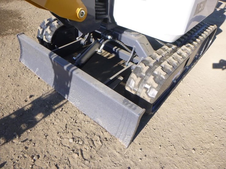 me20-hydraulic-excavator-image-15