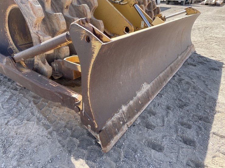 2006-caterpillar-815f-image-15