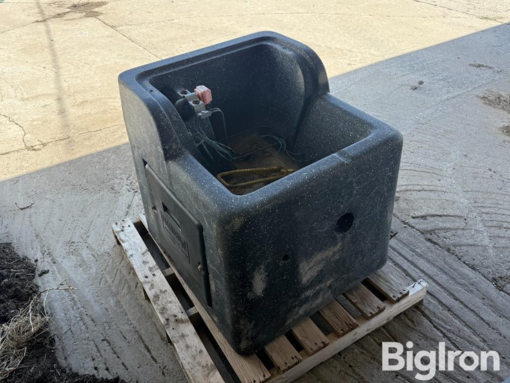 petersen-waterers-super-pete-series-#34e-cattle-waterer-image-5