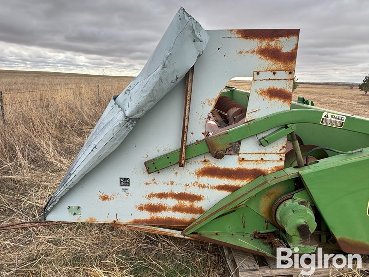 john-deere-24-image-11