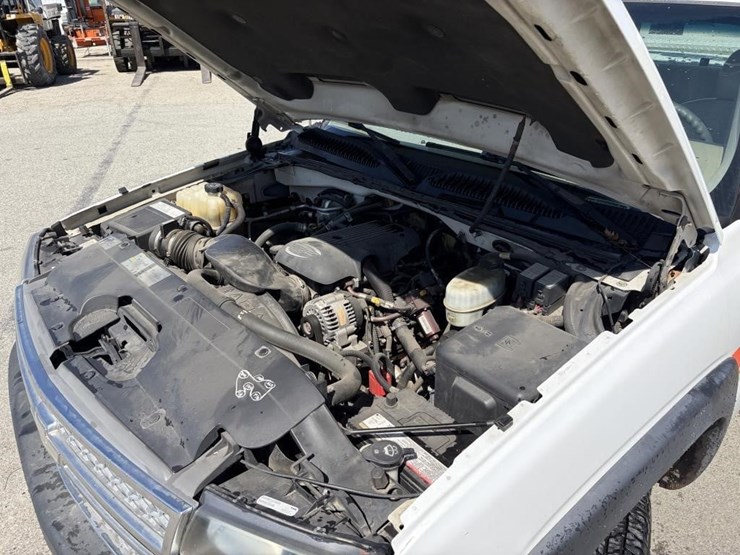 2005-chevrolet-2500-image-6