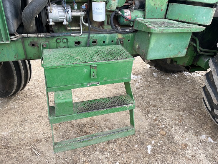 john-deere-4840-image-10