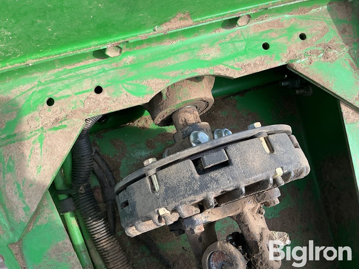 2005-john-deere-567-image-17