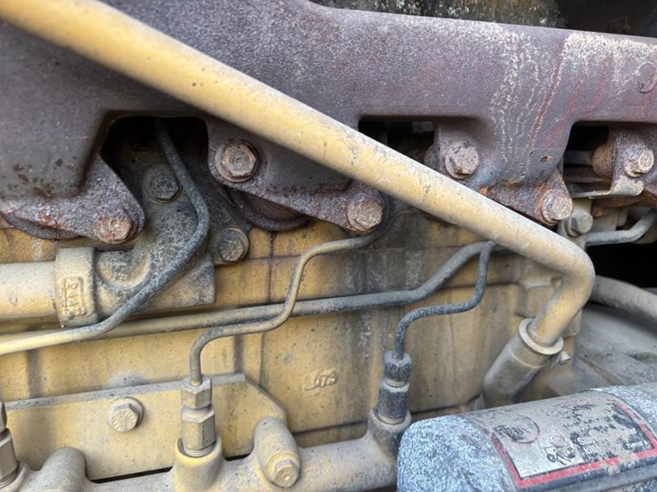 2005-deere-624j-image-60