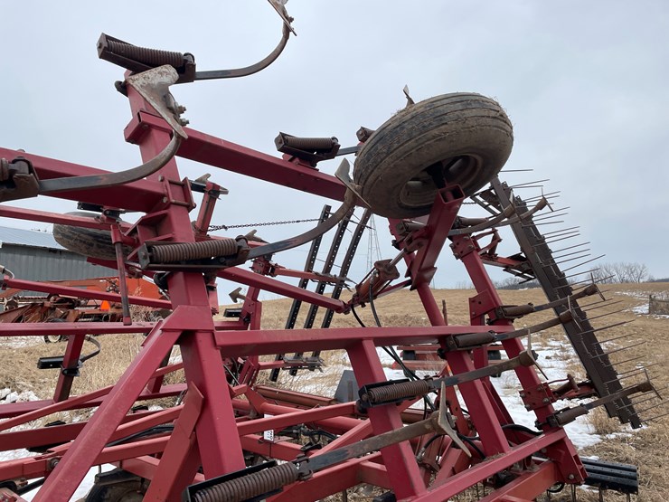 international-4800-image-19