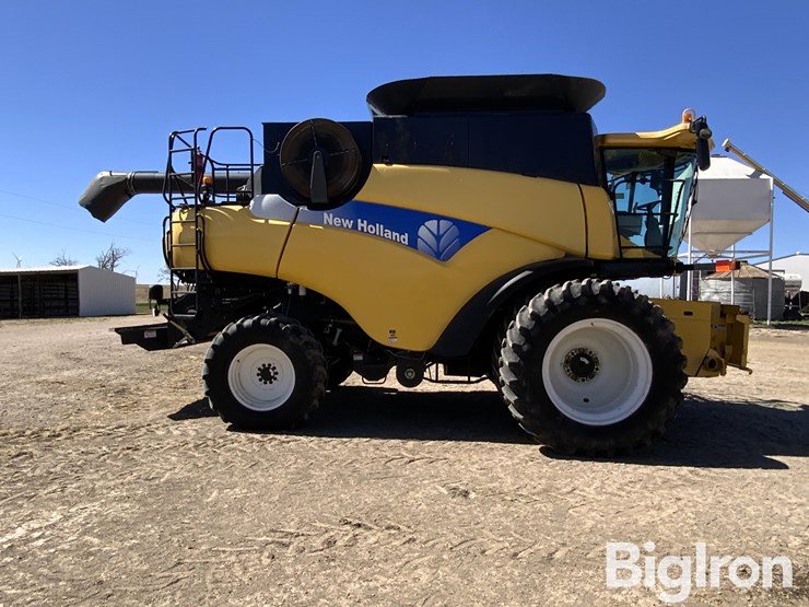 2008-new-holland-cr9060-image-4