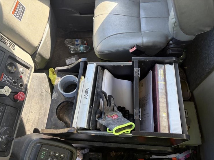 2012-international-workstar-7400-image-20